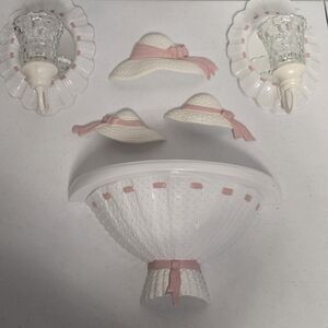 Vintage 1988 Burwood Wall Decor plastic 8 piece set.